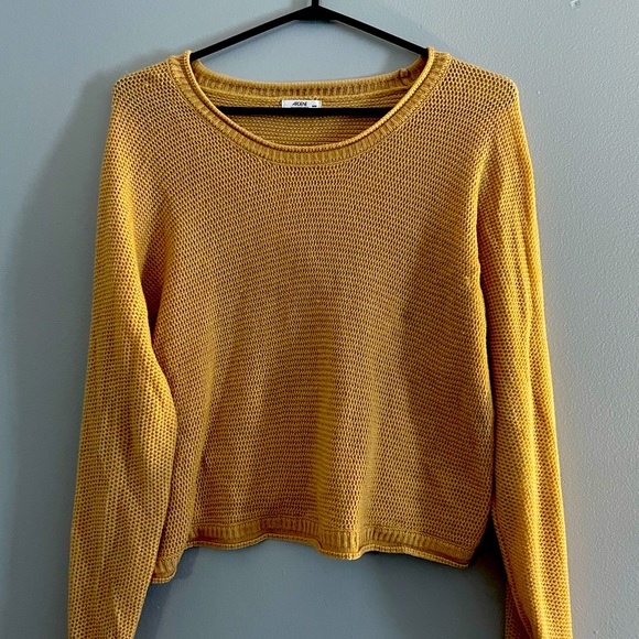 Knit sweater. Pre-loved - Picture 1 of 2